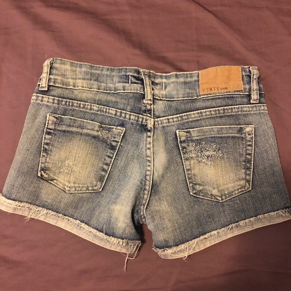 Denim shorts - Picture 2 of 4